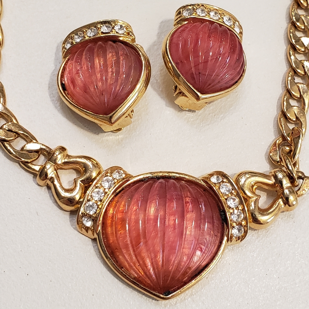 RENATA DI RENZO 16" necklace and clip earrings Set